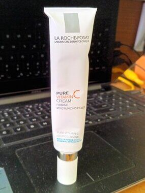 LA ROCHE-POSAY - Pure Vitamin C Cream. Firming Moisturizing Filler - 40 ml